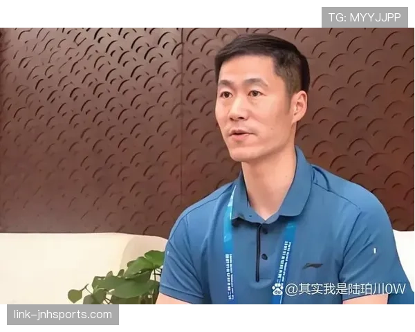 王励勤退役后住的那套房子，一个月物业费比我工资还高