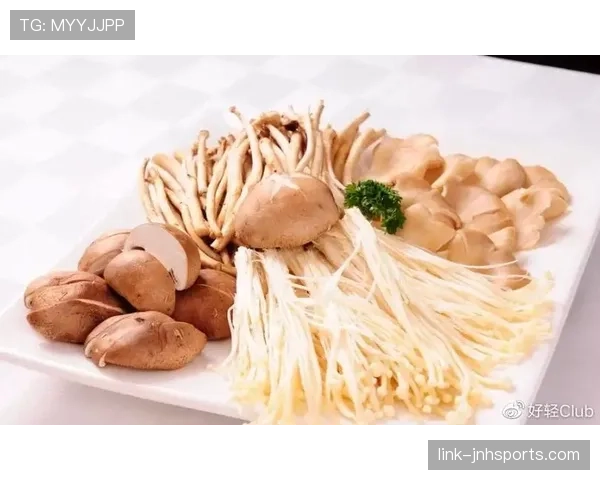 翁泓阳每天吃八顿饭还瘦成闪电，这代谢是租来的吗